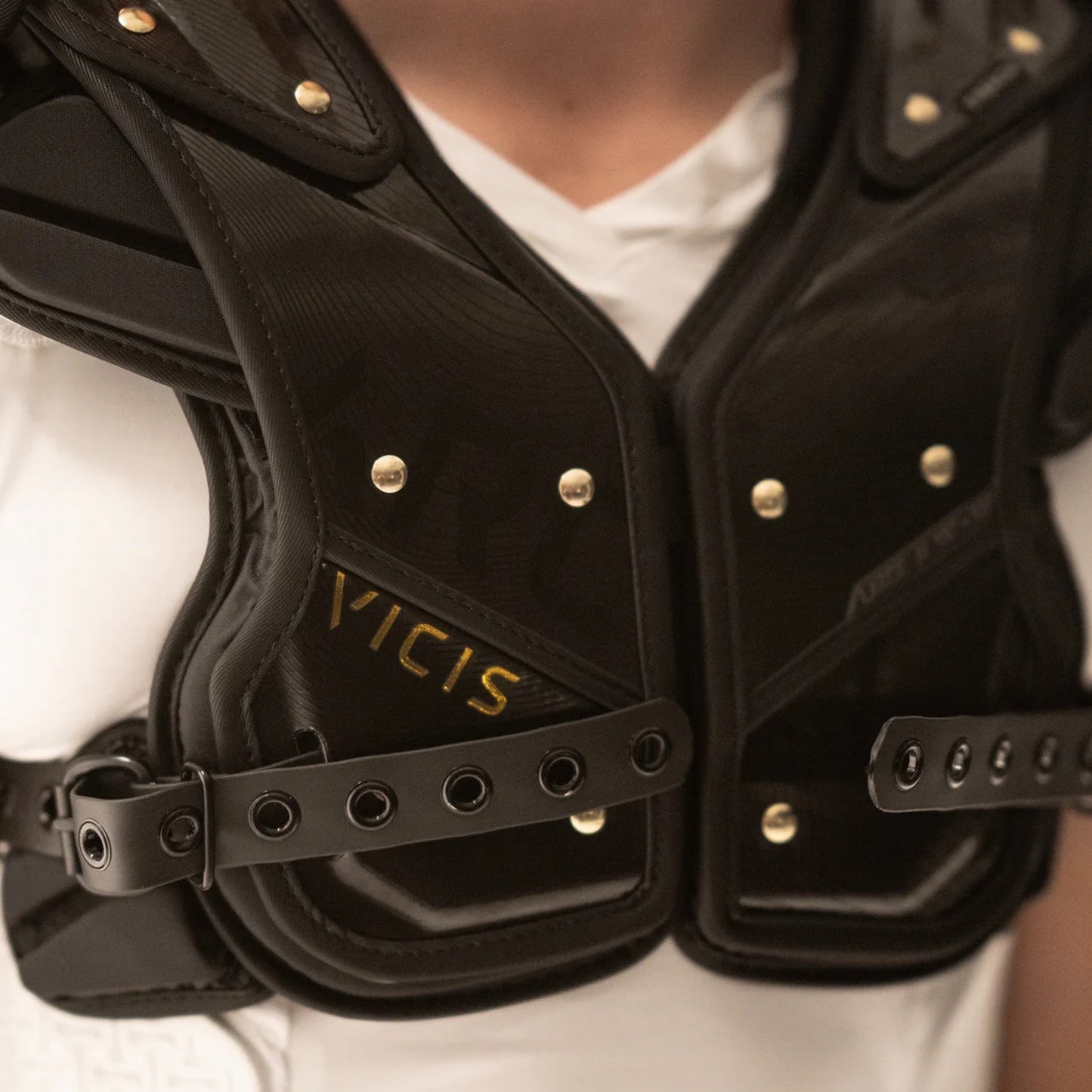 VICIS ARC_V1 Varsity Shoulder Pads – All Purpose